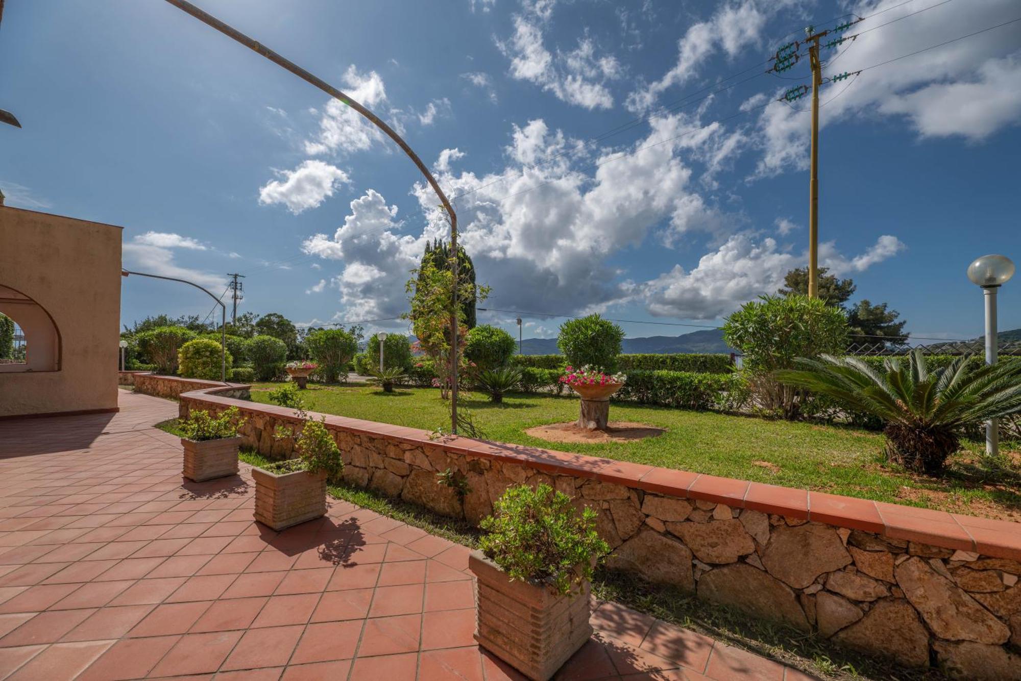 Apartments La Turistica Каполивери Экстерьер фото